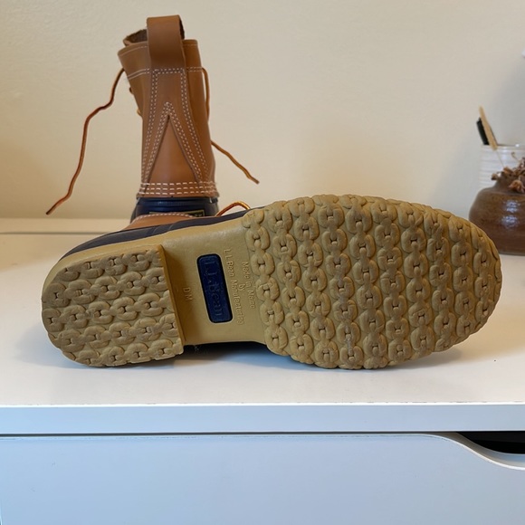 LL Bean Bean Boots 8” - Picture 5 of 5
